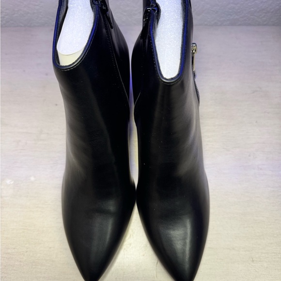 Tinstree Women’s Chunky Heel Side-Zip Booties – Black, Size 10 (NWT) - Picture 7 of 7